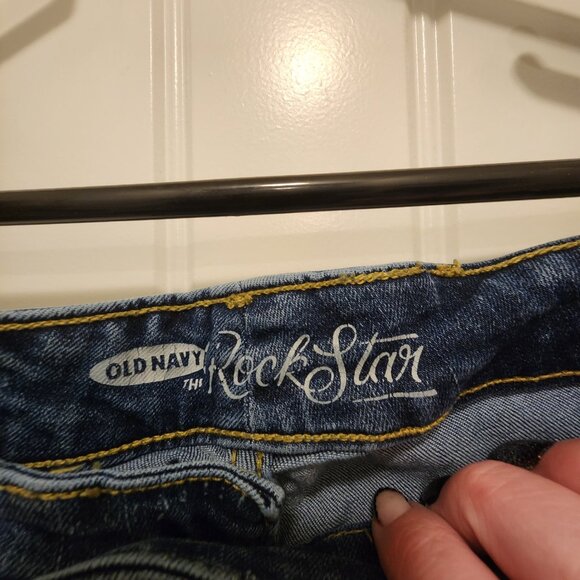 Old Navy "The Rockstar" Denim Capris - Picture 2 of 3